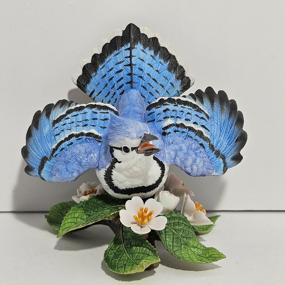 Lenox Garden Bird Collection Blue Jay Fine Porcelain Figurine New in Box